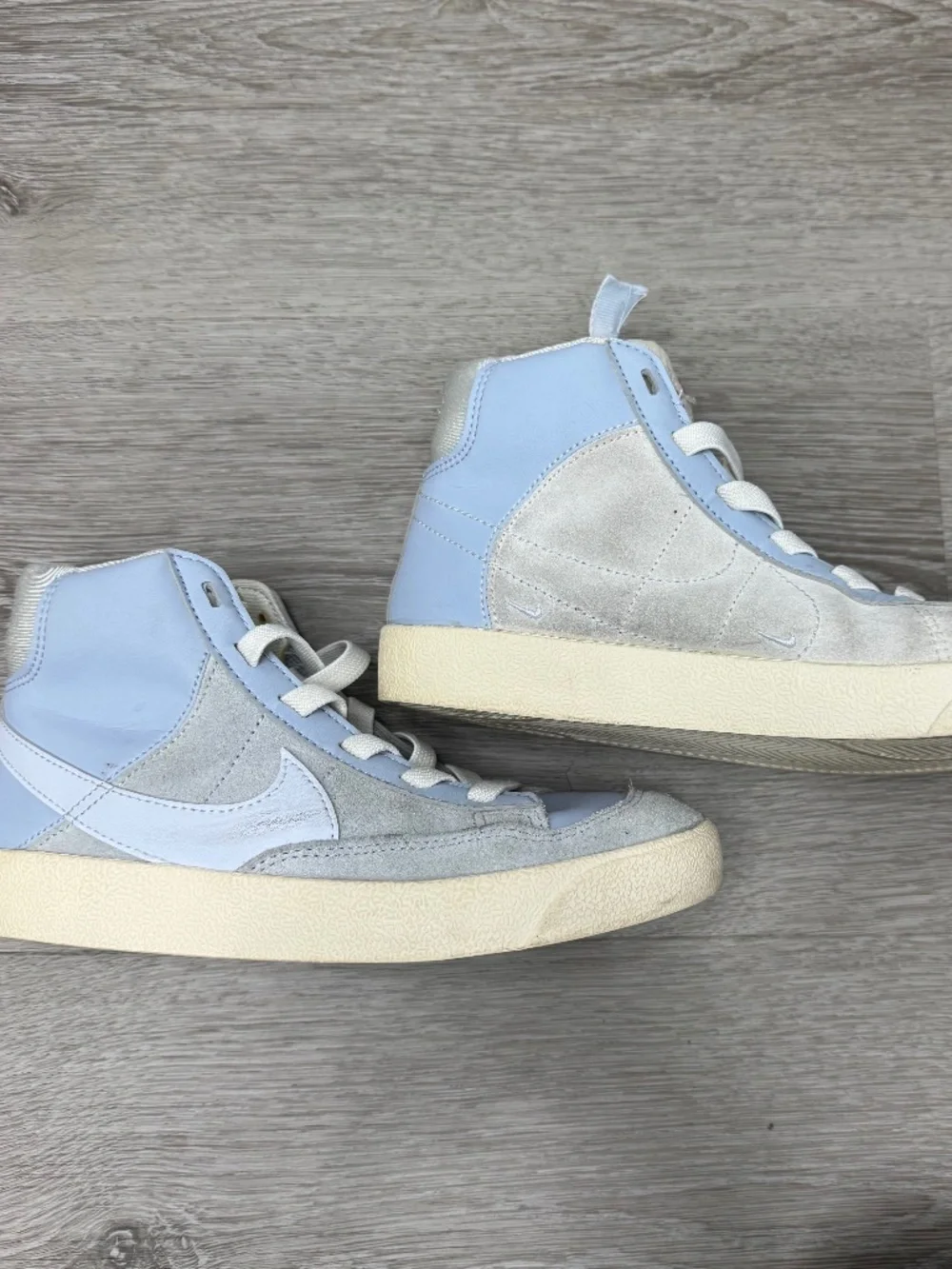 Nike Blazer Mid ’77 Kids Sneakers